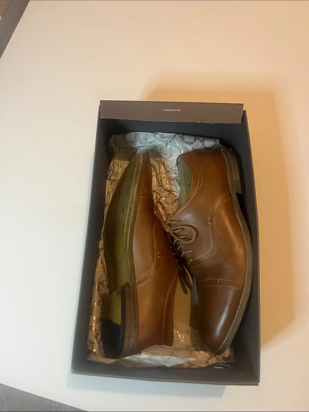 Kenneth Cole Reaction Men's Cognac Brown Leather Oxford Dress Shoes, size 8.5 M